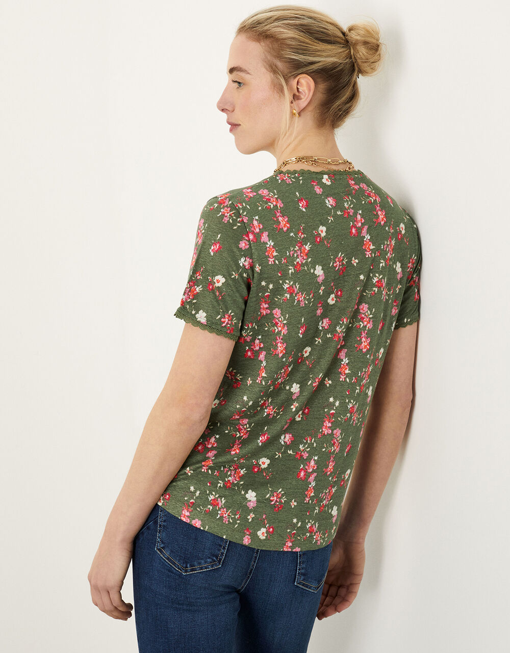 Floral lace trim short sleeve linen top green3